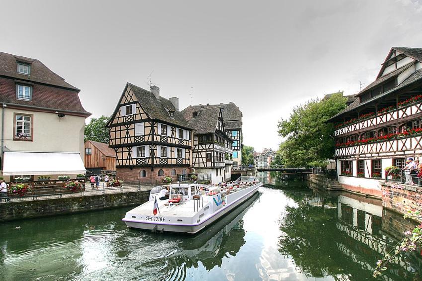 Appartement Le Bain Aux Plantes Estrasburgo Exterior foto